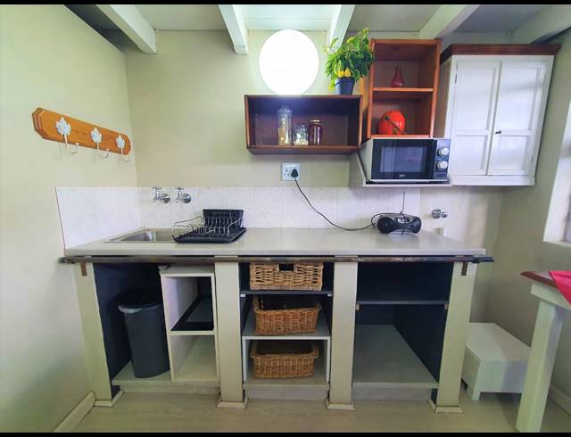 1 BEDROOM APARTMENT TO LET IN VASCO ESTATE